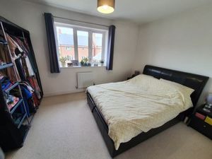 Bedroom- click for photo gallery
